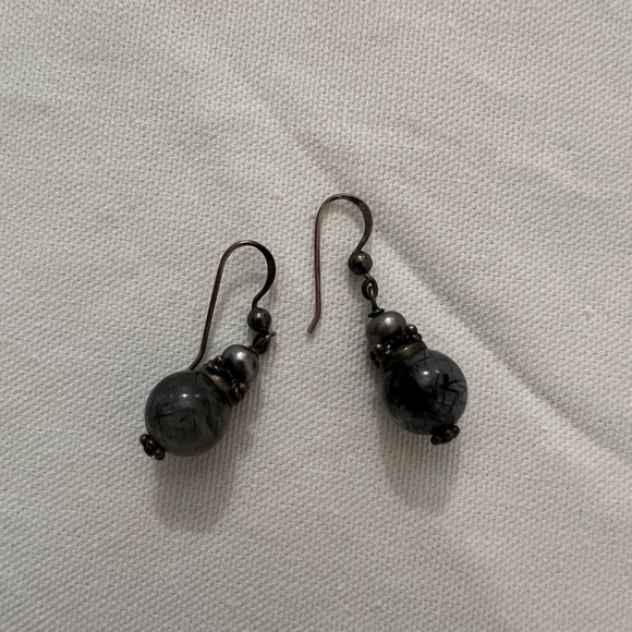 Earring bundle - Picture 3 of 3